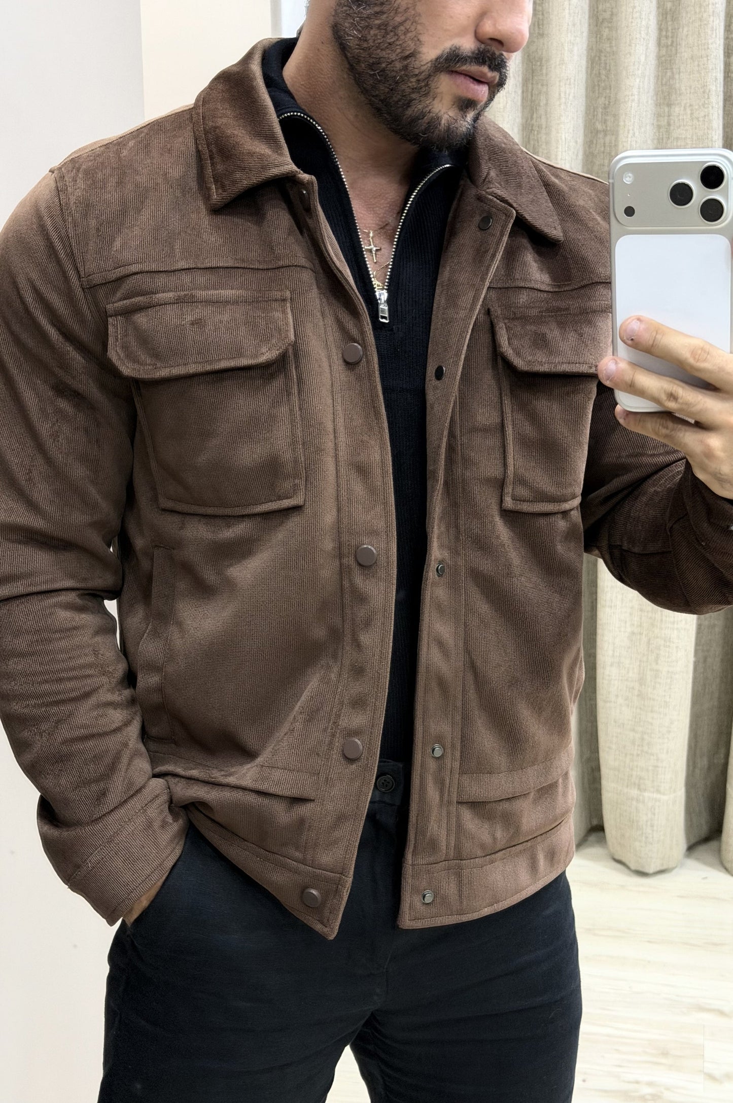 Campera Verona · Corte Clásico con Cuello Solapa